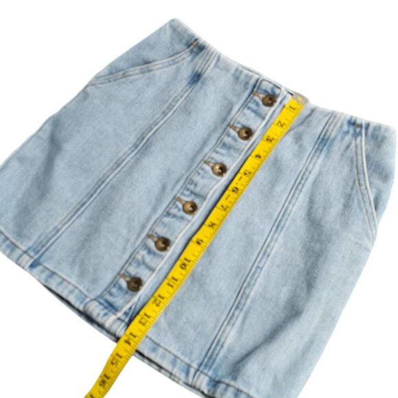 Forever 21 Womens Denim Button Front Mini Skirt, Blue, Size Small - Picture 5 of 7